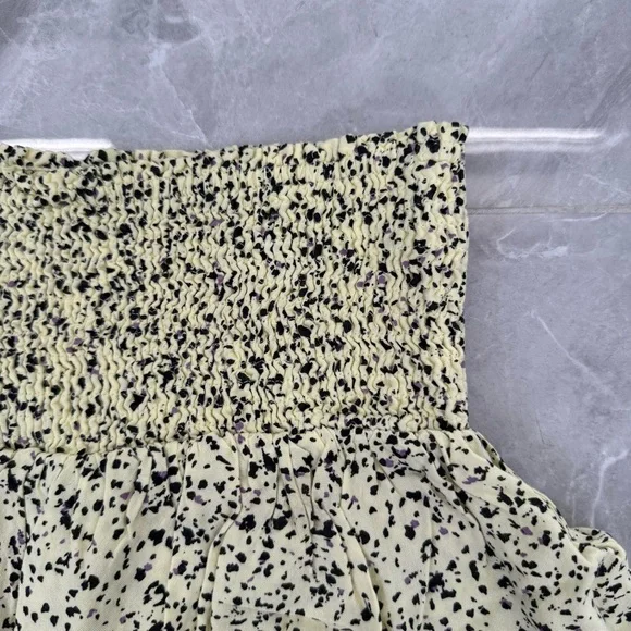 NWOT Women’s Vero Moda Sigrid Spotted Smocked Short Layered Skirt Size XS - Picture 3 of 13